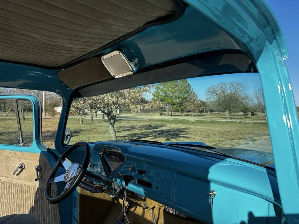 1959 Chevrolet Task Force - Image 11 of 21