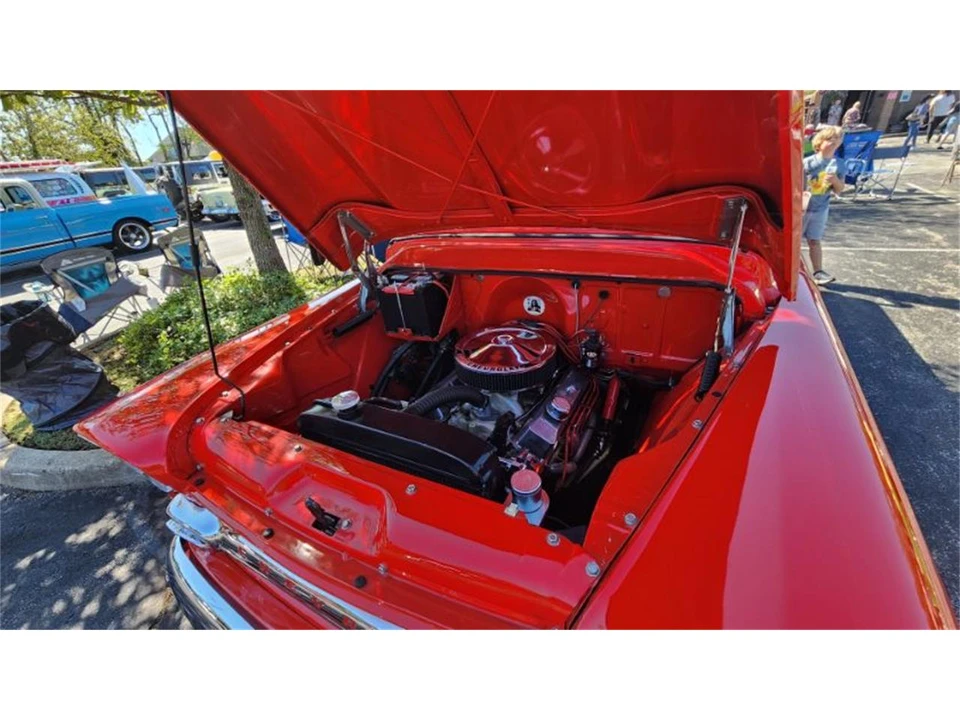 1959 Chevrolet Task Force - Image 10 of 29