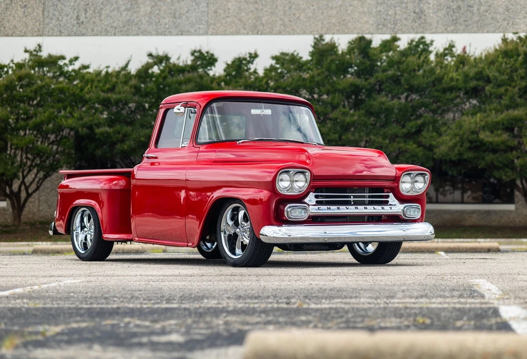 1959 Chevrolet Task Force - Image 25 of 31