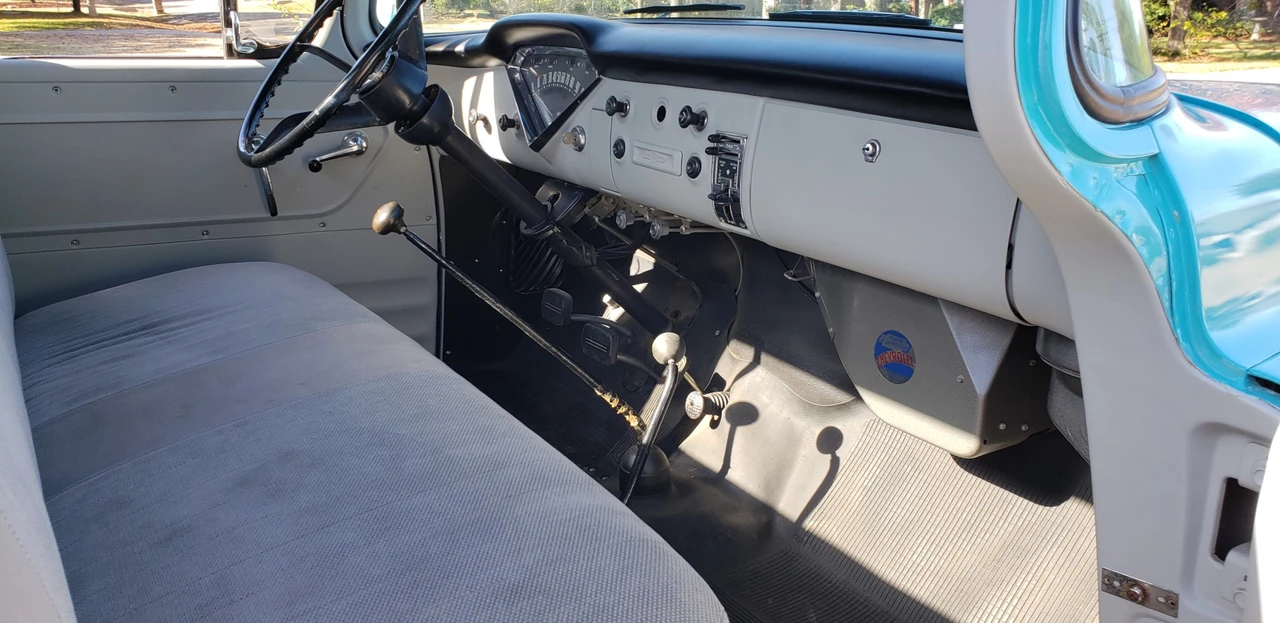 1959 Chevrolet Task Force - Image 28 of 31