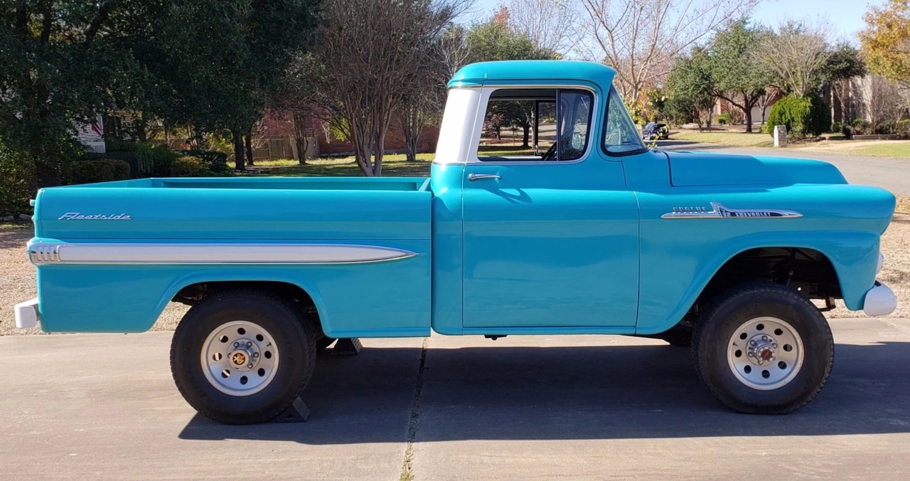 1959 Chevrolet Task Force - Image 6 of 31