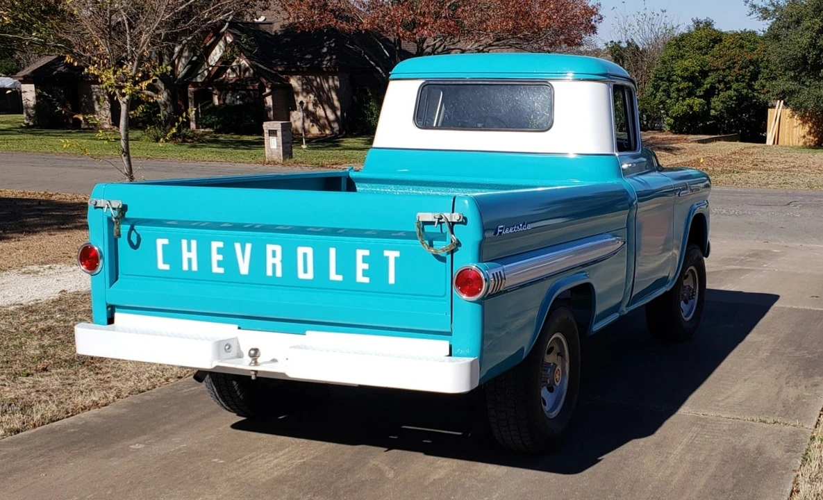 1959 Chevrolet Task Force - Image 9 of 31