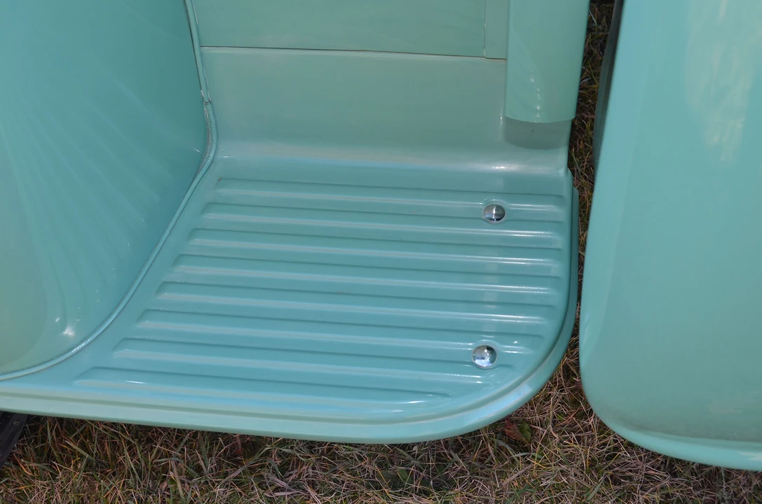 1959 Chevrolet Task Force - Image 22 of 31