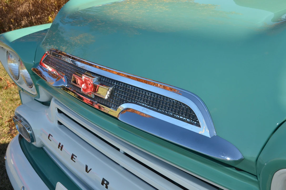 1959 Chevrolet Task Force - Image 19 of 31