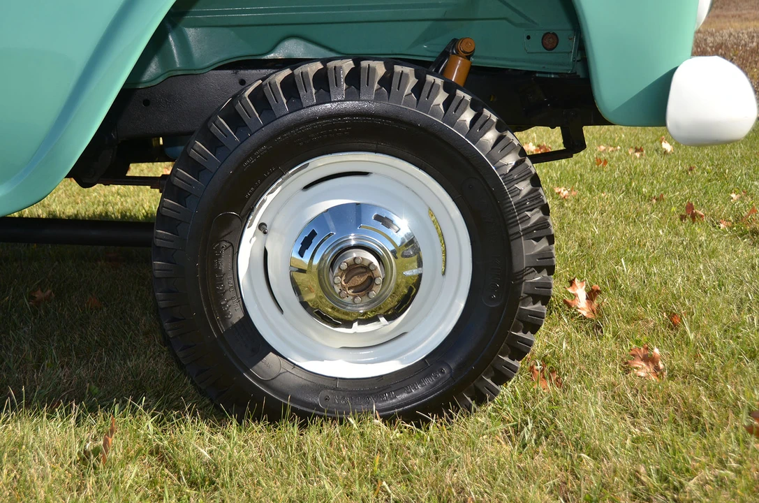 1959 Chevrolet Task Force - Image 16 of 31