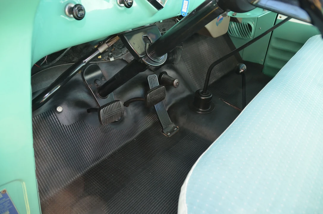 1959 Chevrolet Task Force - Image 31 of 31