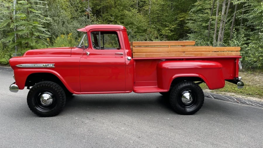 1959 Chevrolet Task Force - Image 11 of 12
