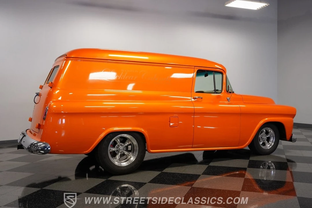 1959 Chevrolet Task Force - Image 14 of 31