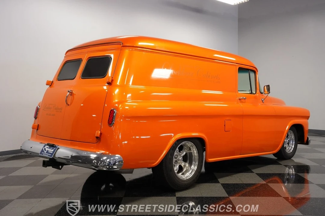 1959 Chevrolet Task Force - Image 13 of 31