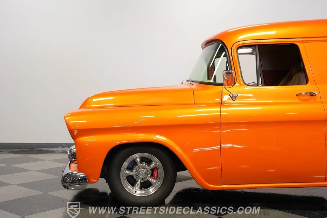 1959 Chevrolet Task Force - Image 24 of 31