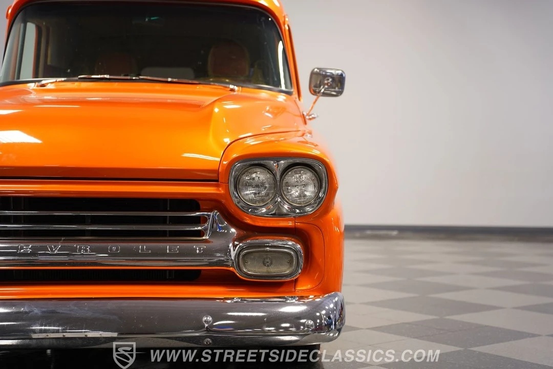 1959 Chevrolet Task Force - Image 21 of 31