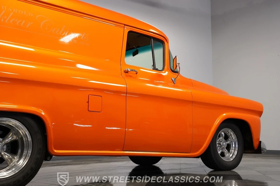 1959 Chevrolet Task Force - Image 29 of 31