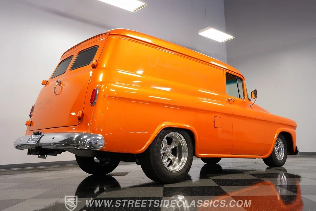 1959 Chevrolet Task Force - Image 28 of 31