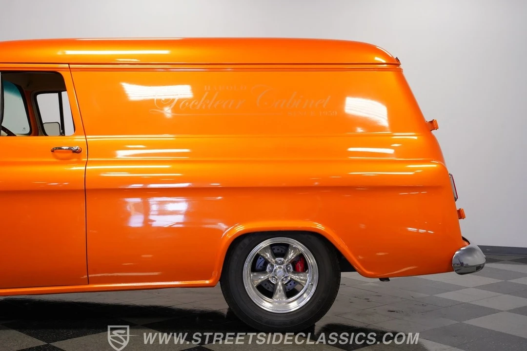 1959 Chevrolet Task Force - Image 25 of 31