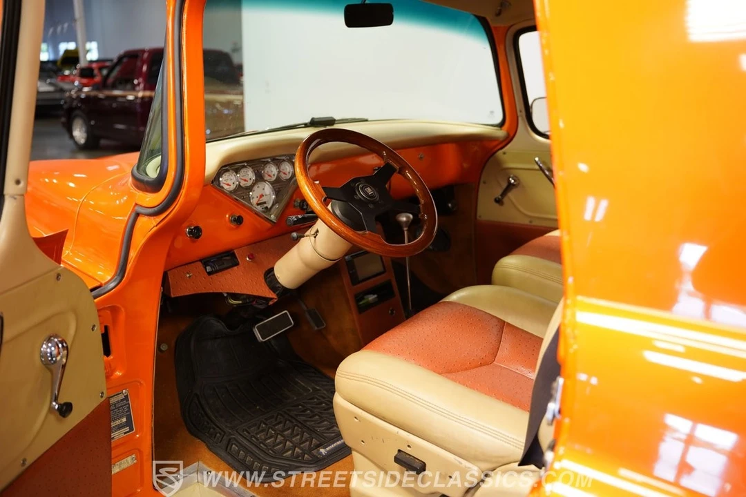1959 Chevrolet Task Force - Image 5 of 31