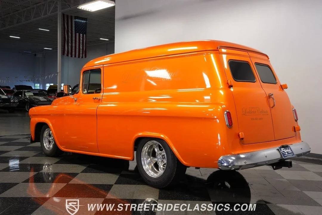 1959 Chevrolet Task Force - Image 10 of 12