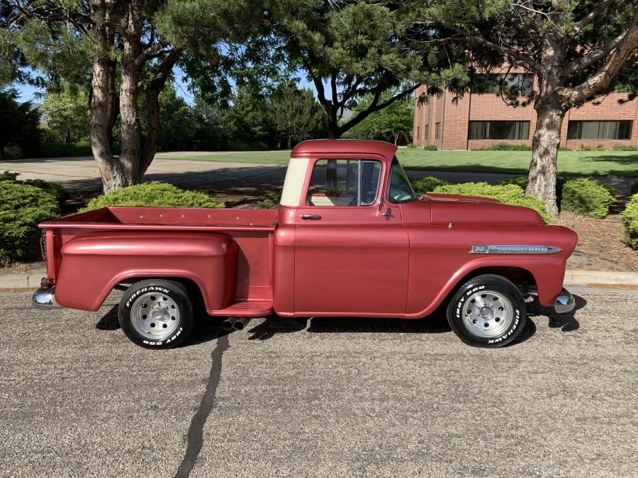 1959 Chevrolet Task Force - Image 11 of 12