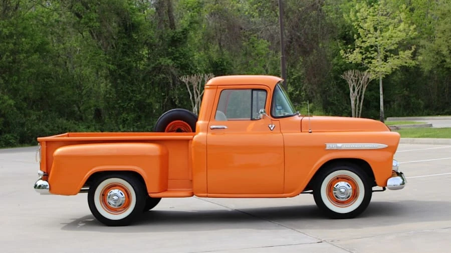 1959 Chevrolet Task Force - Image 9 of 9