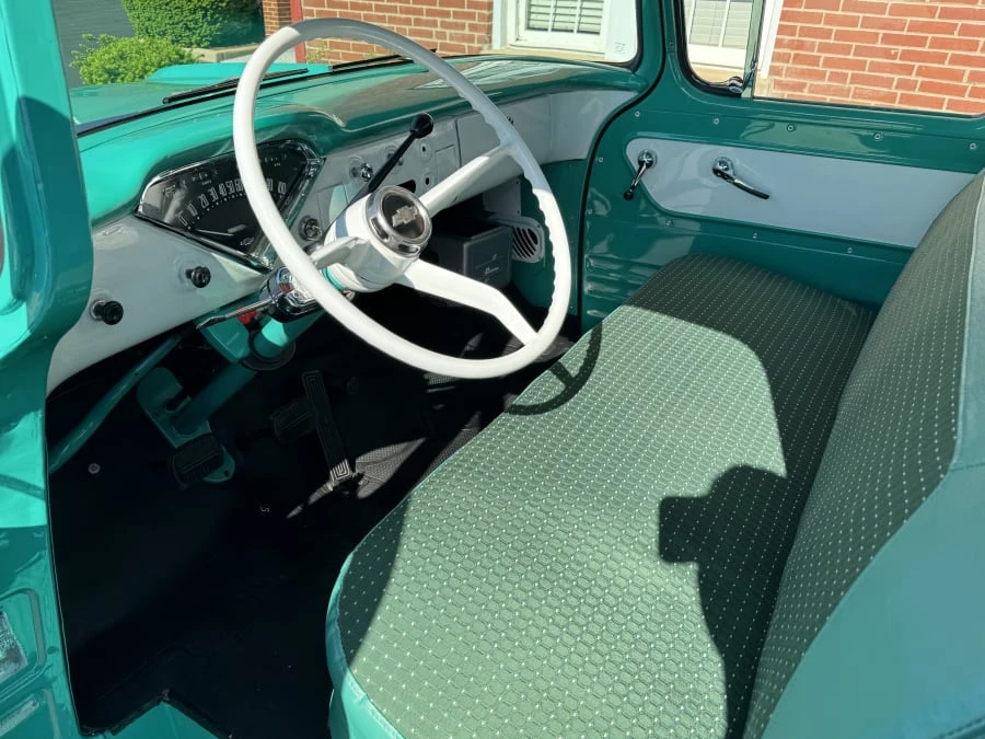 1959 Chevrolet Task Force - Image 5 of 9