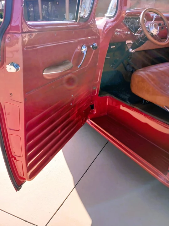 1959 Chevrolet Task Force - Image 11 of 18