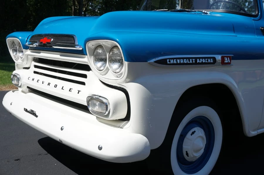 1959 Chevrolet Task Force - Image 18 of 31