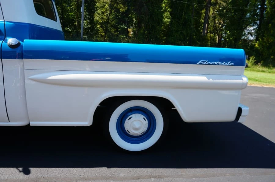 1959 Chevrolet Task Force - Image 23 of 31