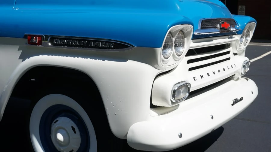 1959 Chevrolet Task Force - Image 17 of 31