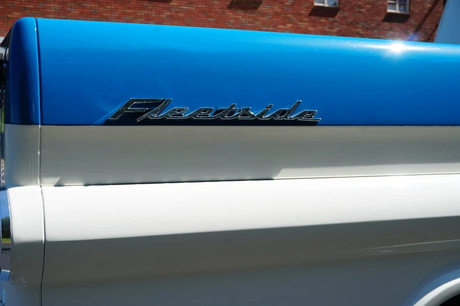 1959 Chevrolet Task Force - Image 22 of 31