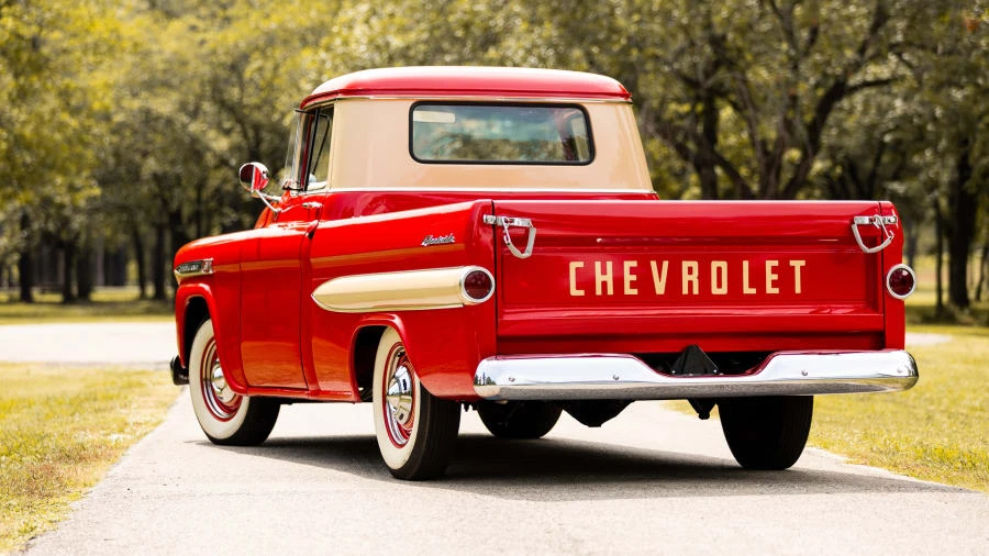 1959 Chevrolet Task Force - Image 25 of 29