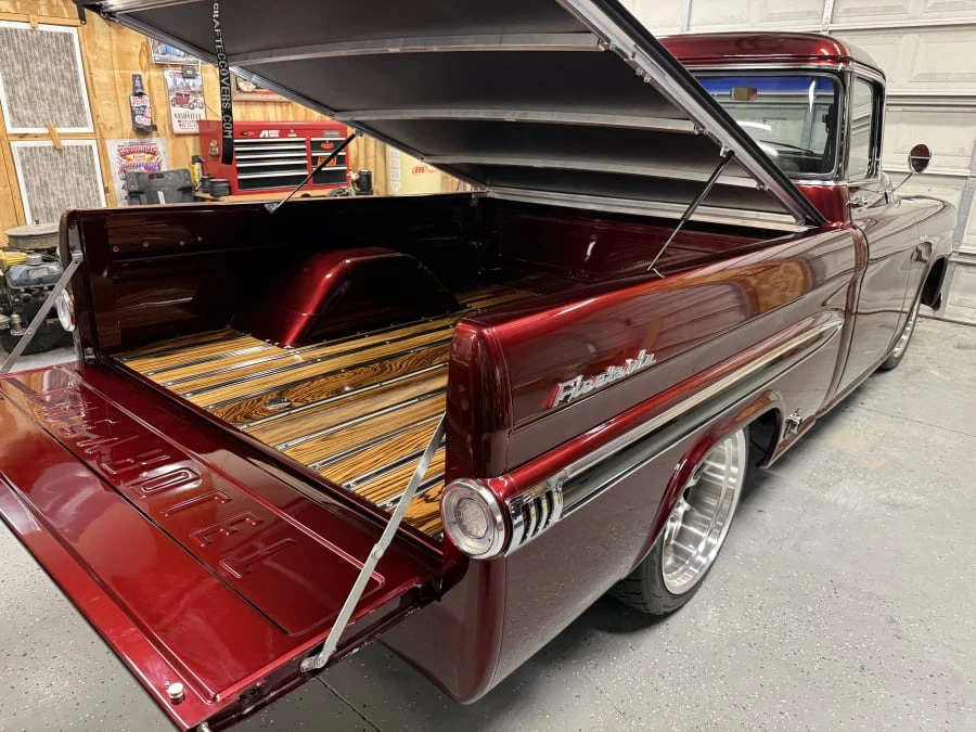 1959 Chevrolet Task Force - Image 25 of 28