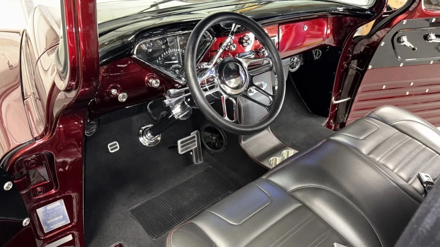 1959 Chevrolet Task Force - Image 17 of 28