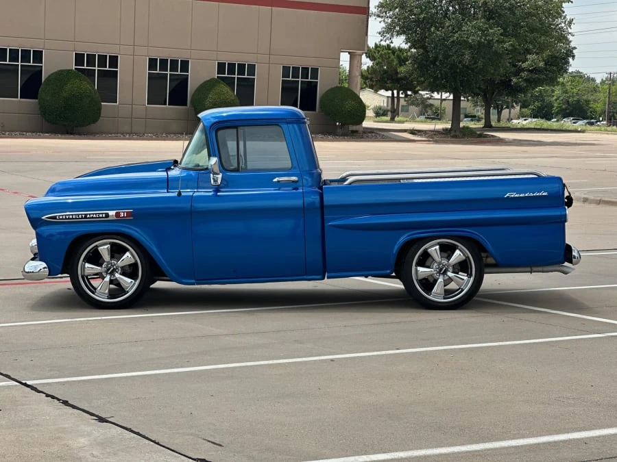 1959 Chevrolet Task Force - Image 7 of 12
