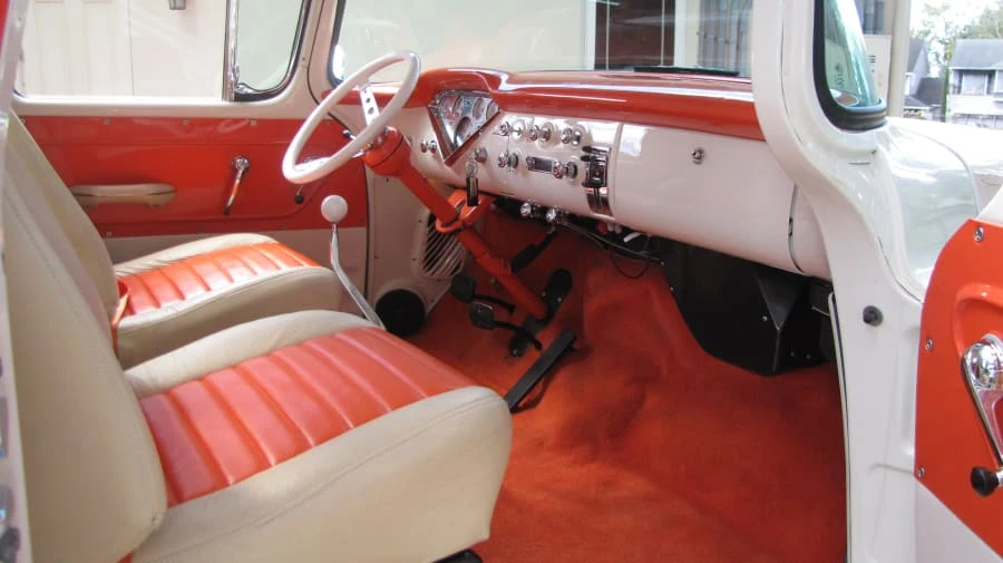 1959 Chevrolet Task Force - Image 6 of 12