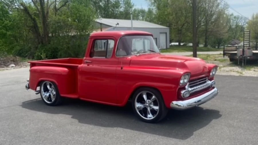 1959 Chevrolet Task Force - Image 5 of 18