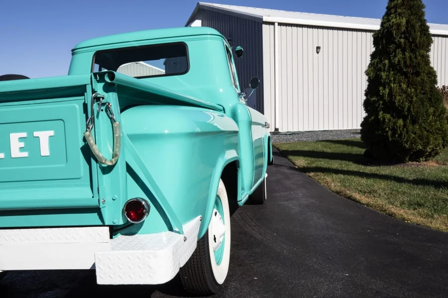 1959 Chevrolet Task Force - Image 9 of 21