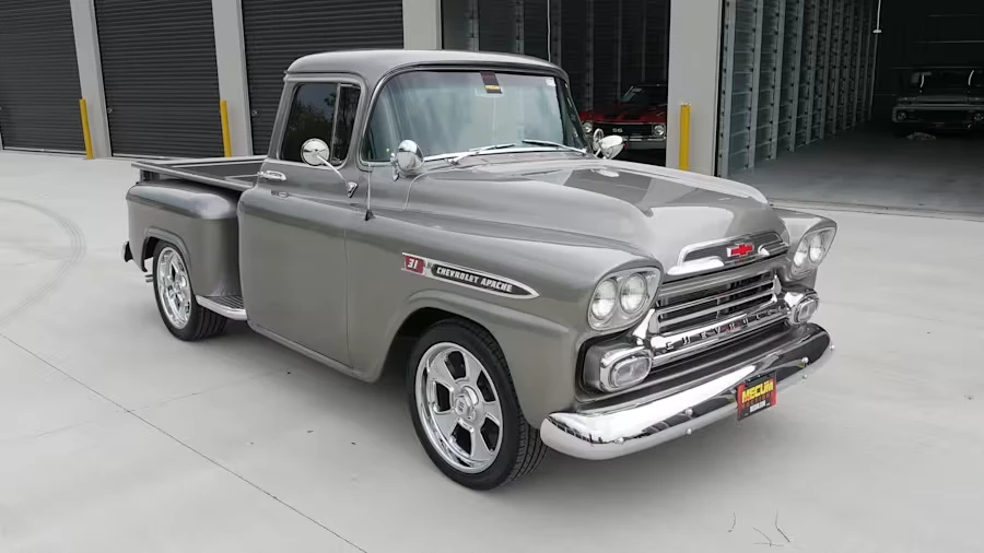1959 Chevrolet Task Force - Image 7 of 16