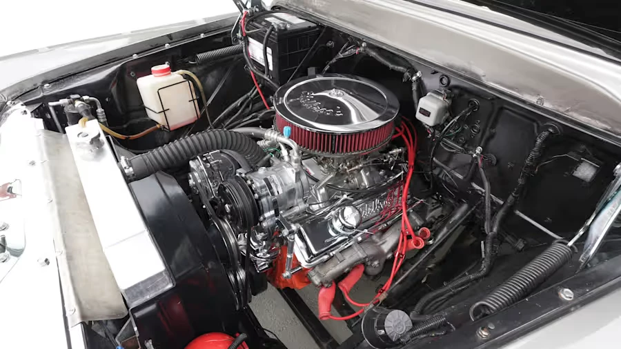 1959 Chevrolet Task Force - Image 13 of 16