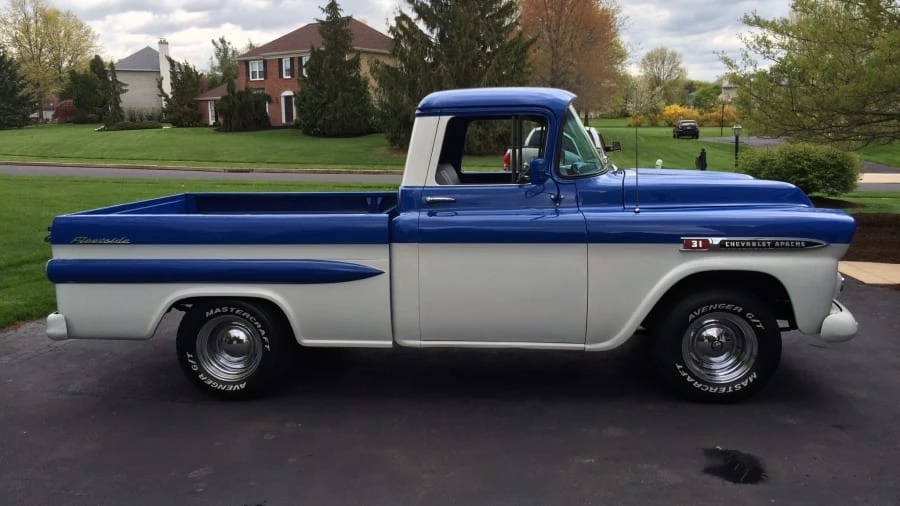 1959 Chevrolet Task Force - Image 3 of 10