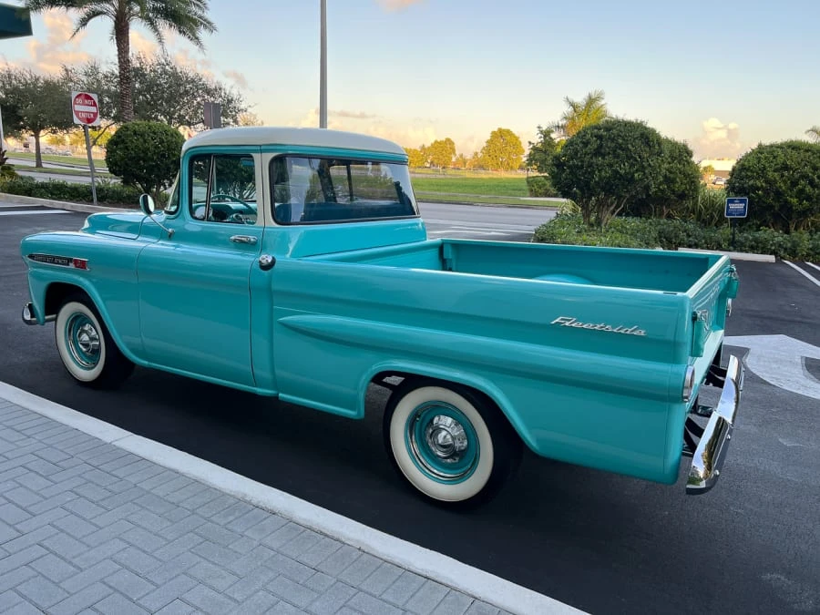 1959 Chevrolet Task Force - Image 5 of 25