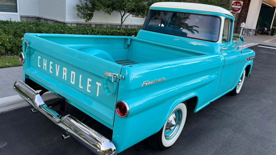 1959 Chevrolet Task Force - Image 6 of 25