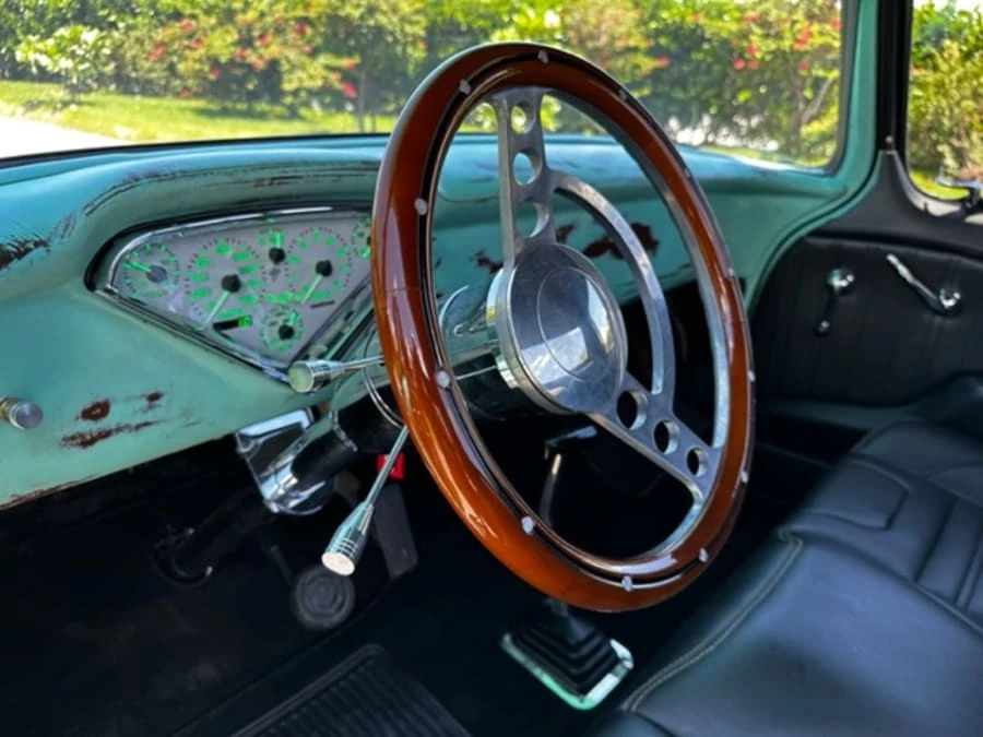 1959 Chevrolet Task Force - Image 7 of 15