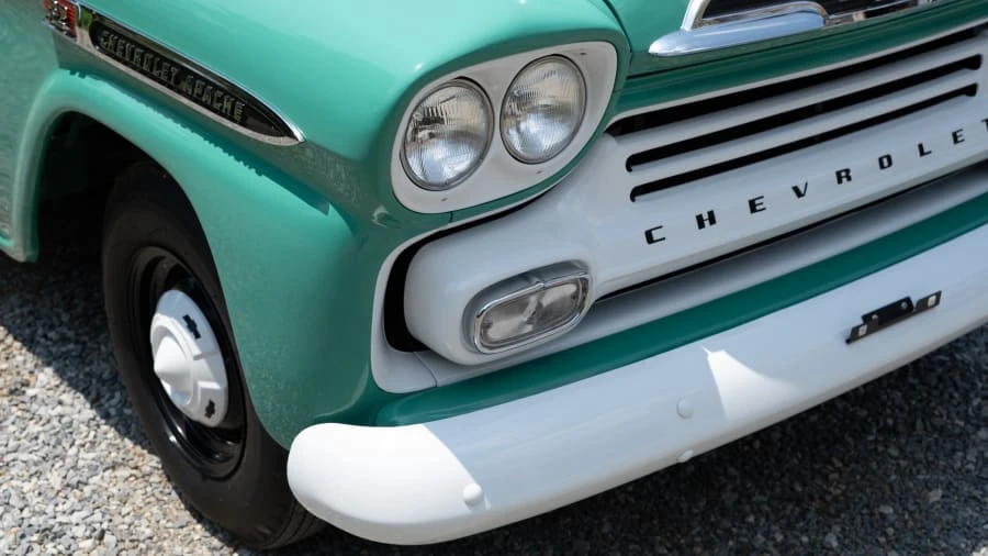 1959 Chevrolet Task Force - Image 21 of 31