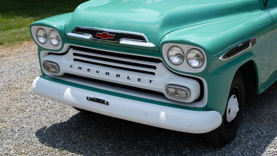 1959 Chevrolet Task Force - Image 23 of 31