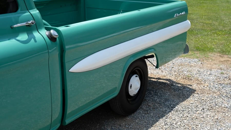1959 Chevrolet Task Force - Image 24 of 31