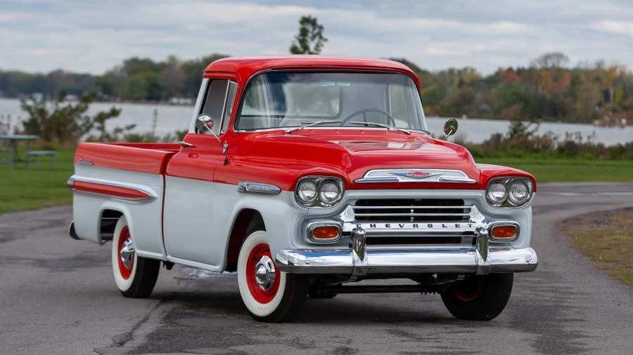 1959 Chevrolet Task Force - Image 12 of 20