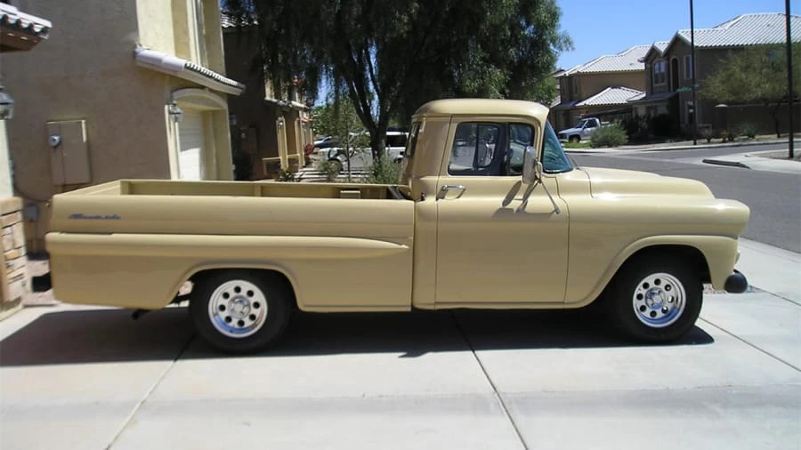 1959 Chevrolet Task Force - Image 2 of 9