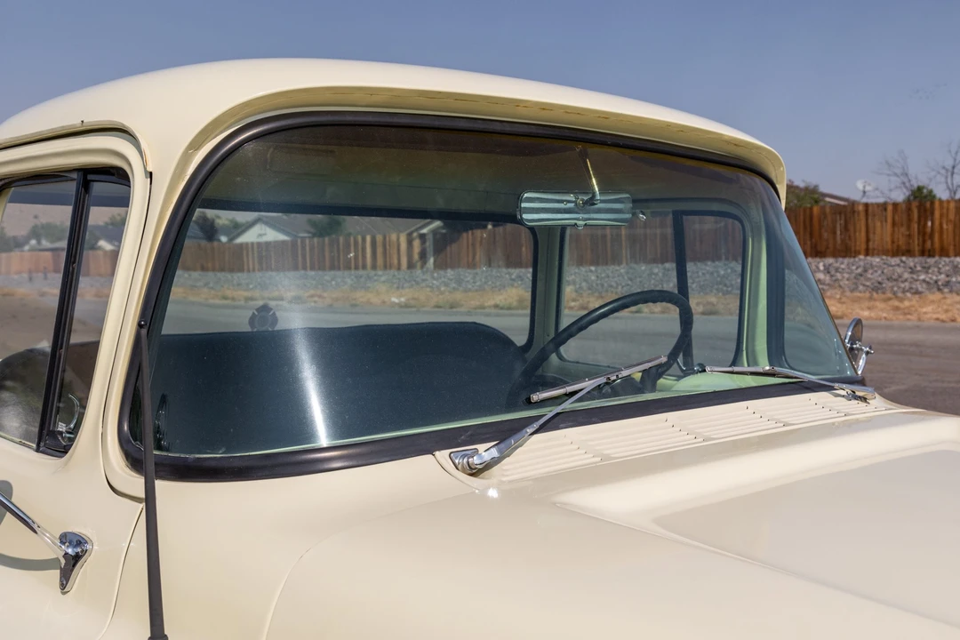 1959 Chevrolet Task Force - Image 11 of 31