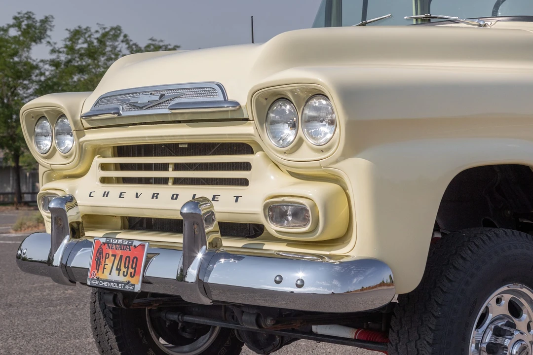 1959 Chevrolet Task Force - Image 26 of 31