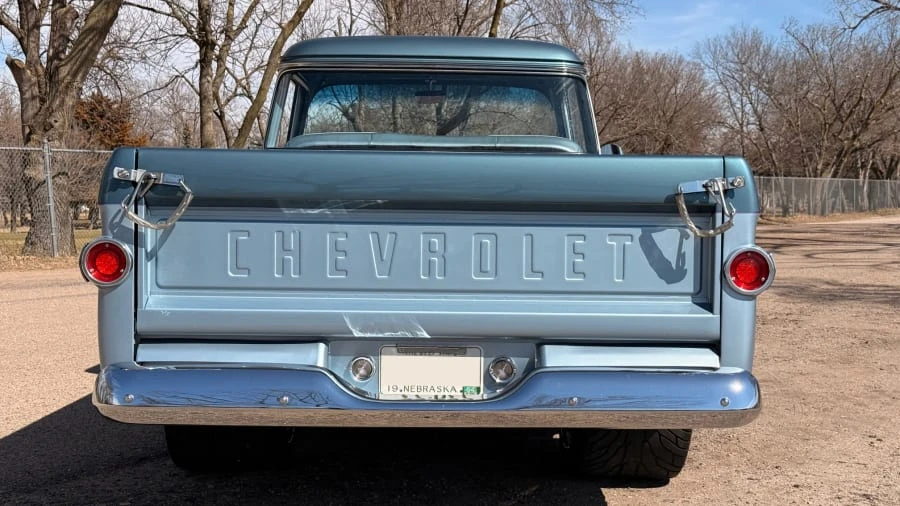 1959 Chevrolet Task Force - Image 5 of 16