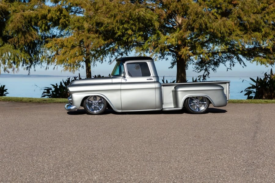 1959 Chevrolet Task Force - Image 2 of 12
